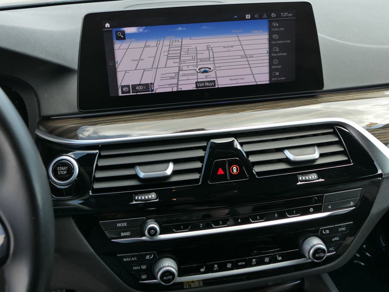 Used 2020 BMW 530e w/ Convenience Package image 21