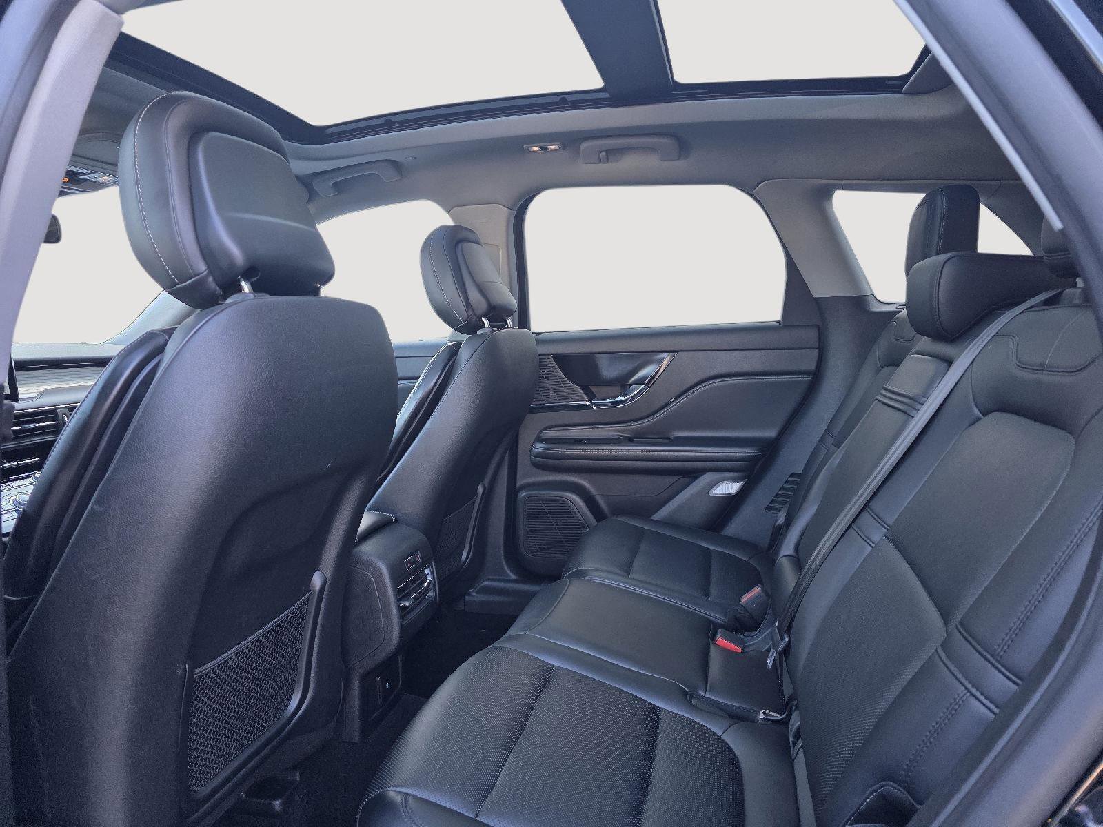 Used 2020 Lincoln Corsair AWD w/ Premium Package image 13