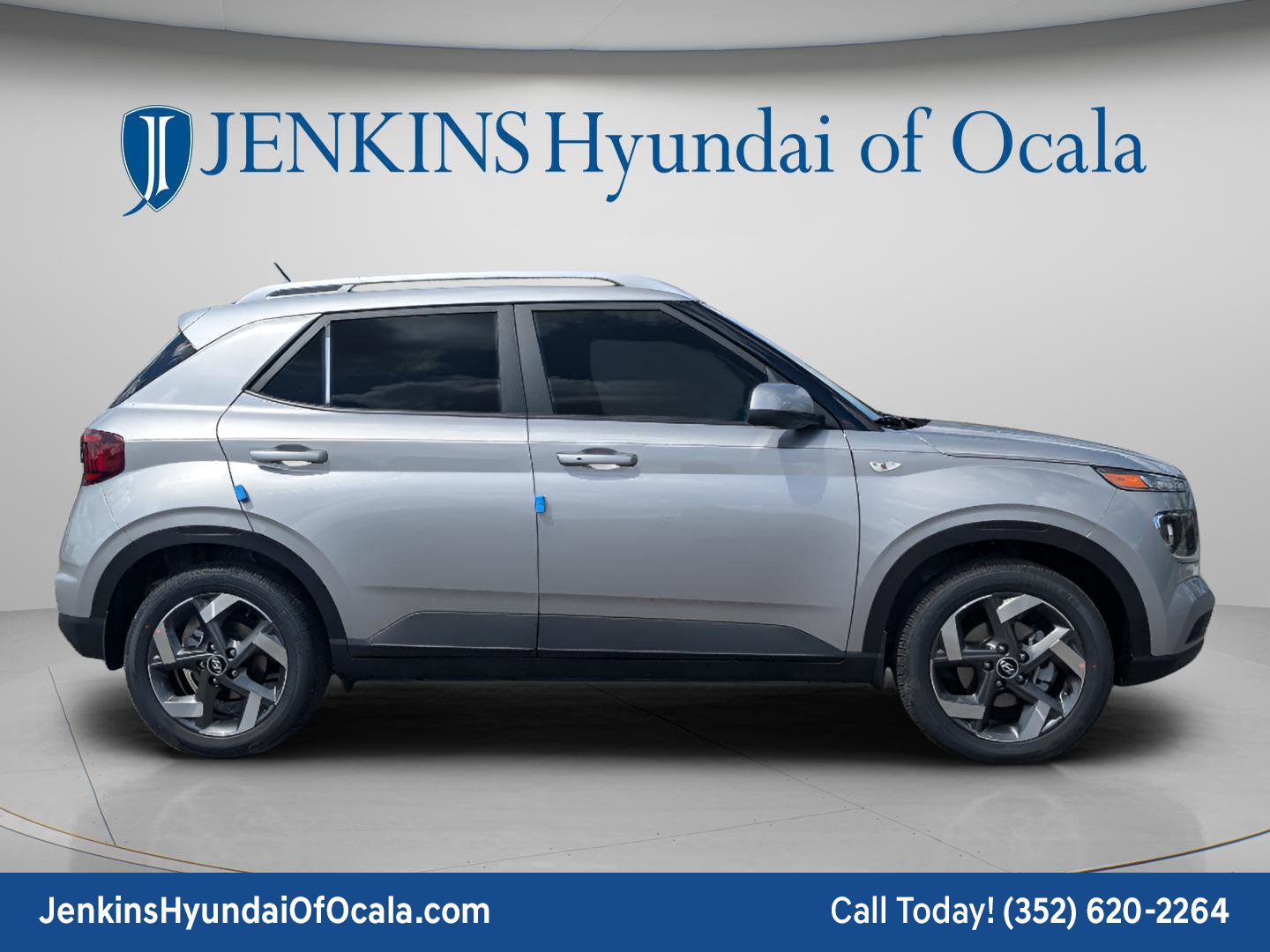 New 2026 Hyundai Venue SEL FWD image 2