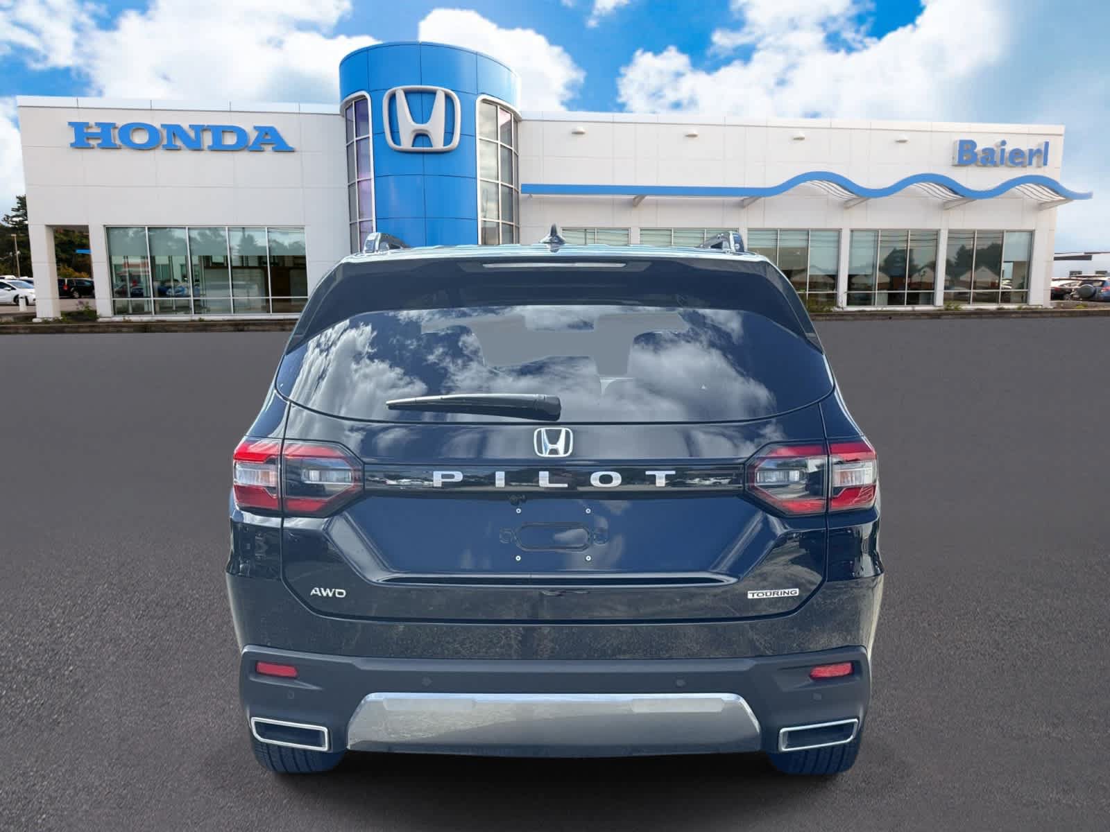 Used 2026 Honda Pilot Touring image 4