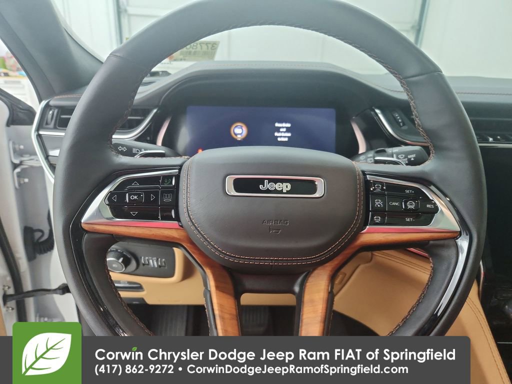 Used 2023 Jeep Grand Cherokee Summit image 21