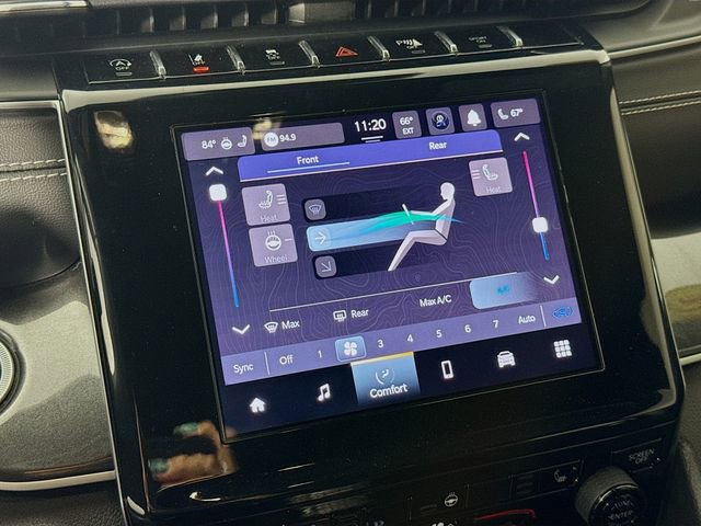 Used 2023 Jeep Grand Cherokee L Laredo image 15