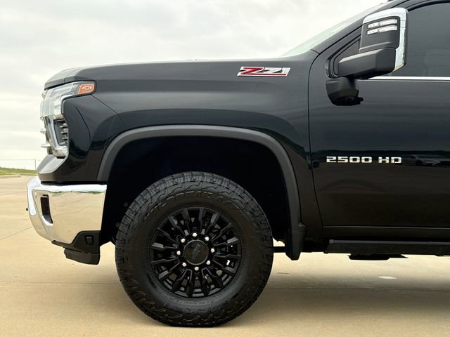 Used 2024 Chevrolet Silverado 2500 LTZ w/ LTZ Premium Package image 5