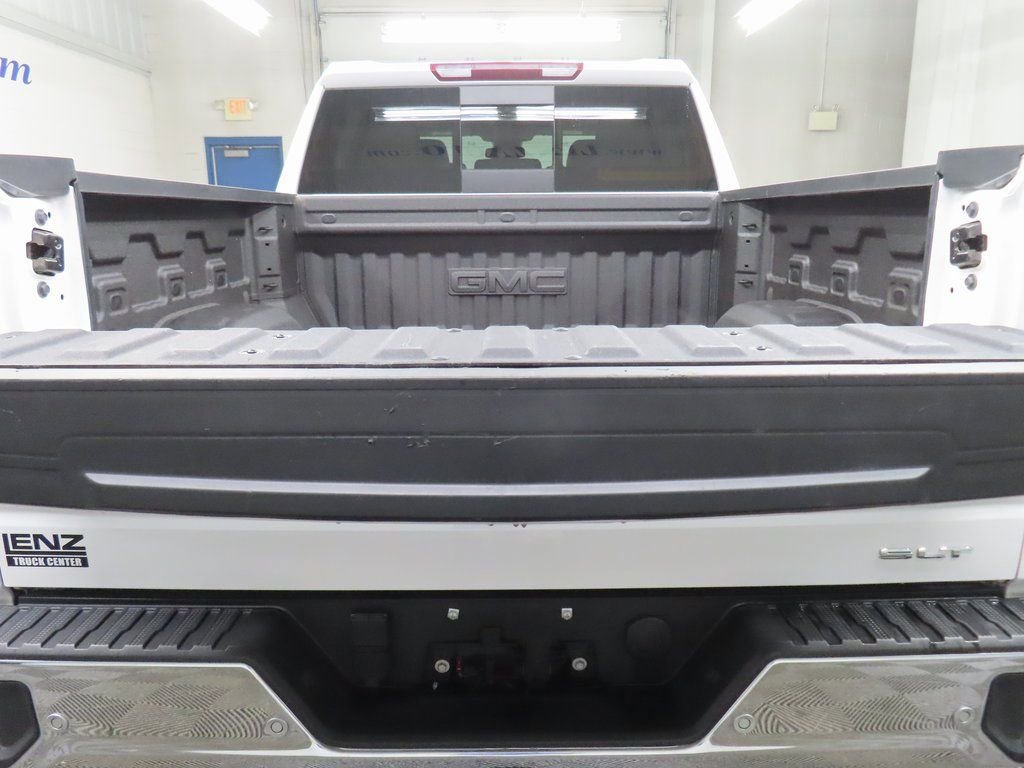 Used 2023 GMC Sierra 1500 SLT w/ SLT Premium Plus Package AWD/4WD image 38
