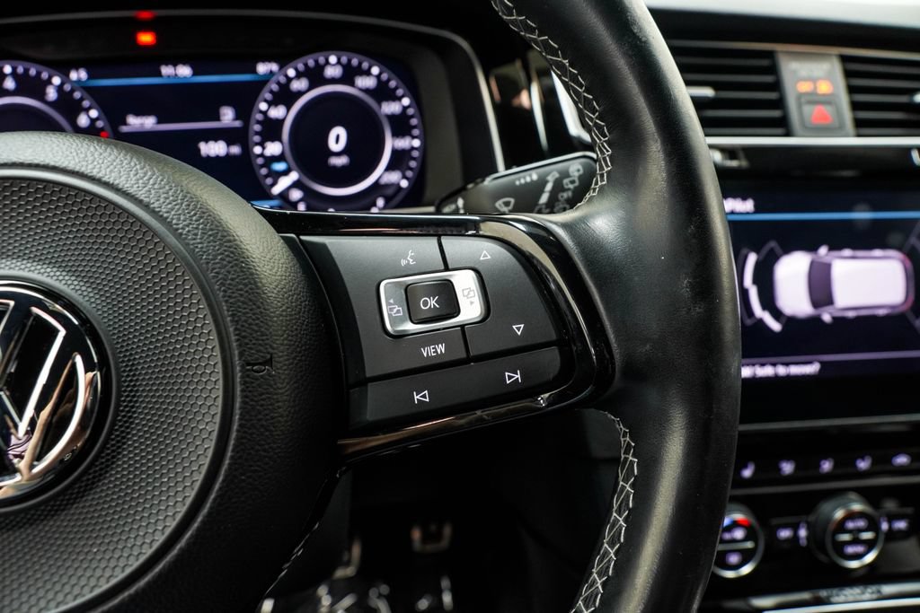 Used 2019 Volkswagen Golf R 4-Door AWD/4WD image 41