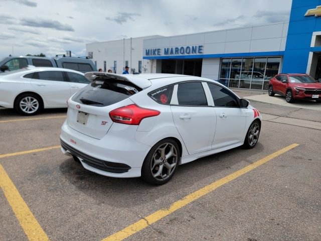 Used 2016 Ford Focus ST FWD image 4