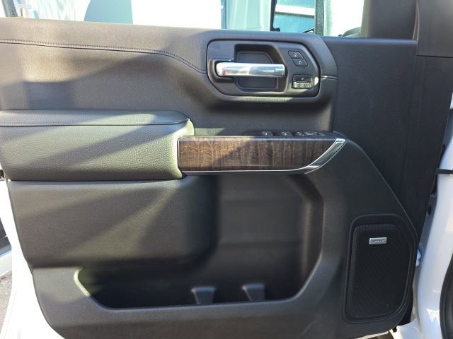 Used 2023 GMC Sierra 2500 Denali w/ Denali Ultimate Package image 16
