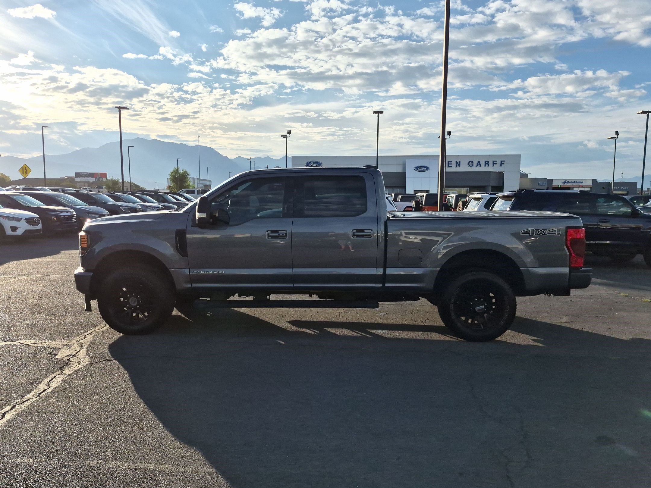 Used 2022 Ford F350 Lariat w/ Black Appearance Package AWD/4WD image 9