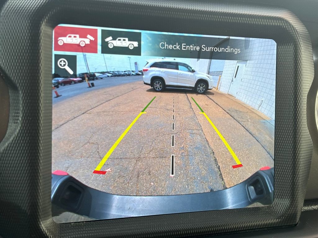 Used 2021 Jeep Gladiator Rubicon AWD/4WD image 18