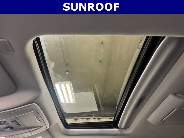 Used 2017 Chevrolet Suburban LT w/ LT Signature Package image 29