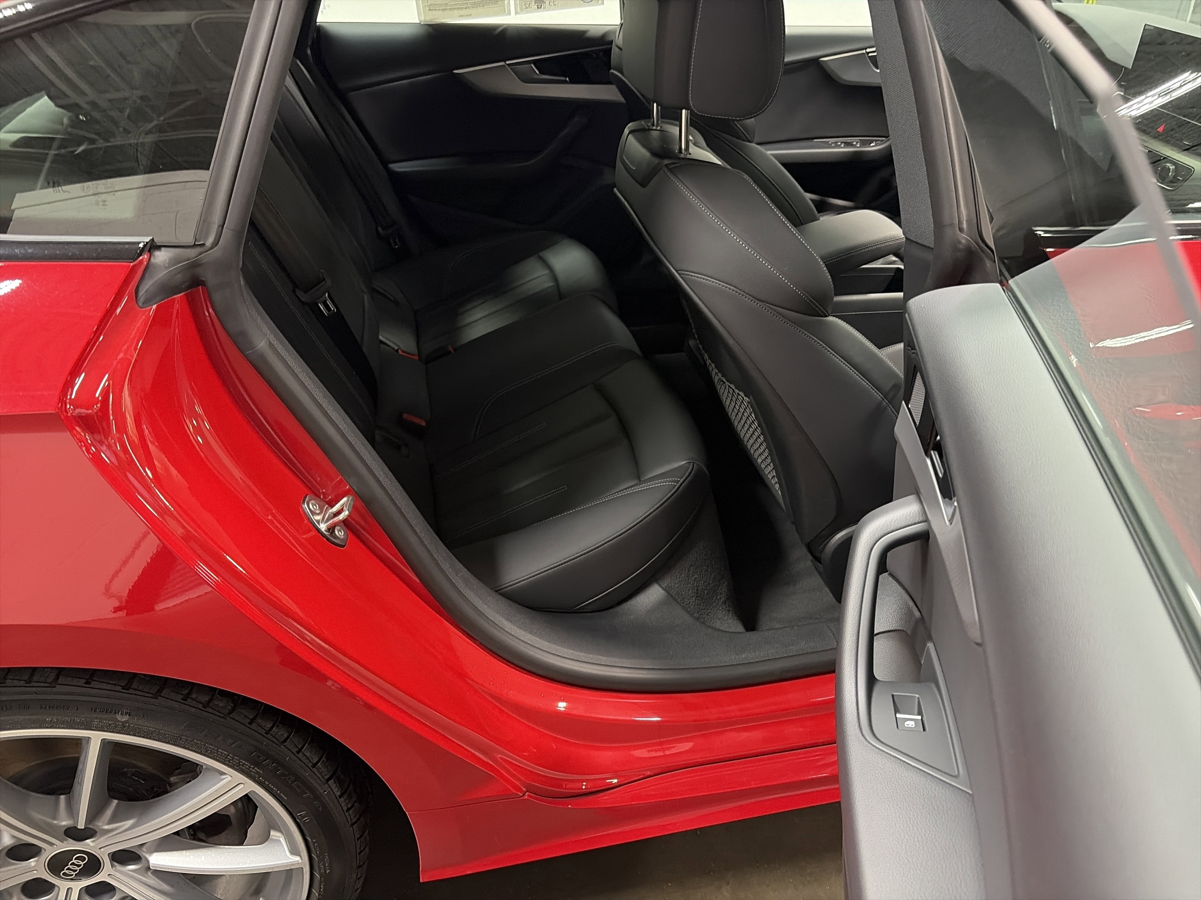 Used 2025 Audi A5 2.0T Premium Plus image 33