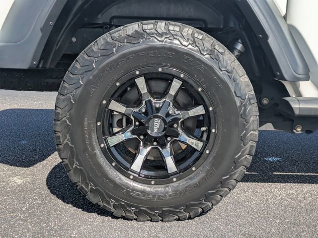 Used 2020 Jeep Gladiator Sport w/ Quick Order Package 24S image 11