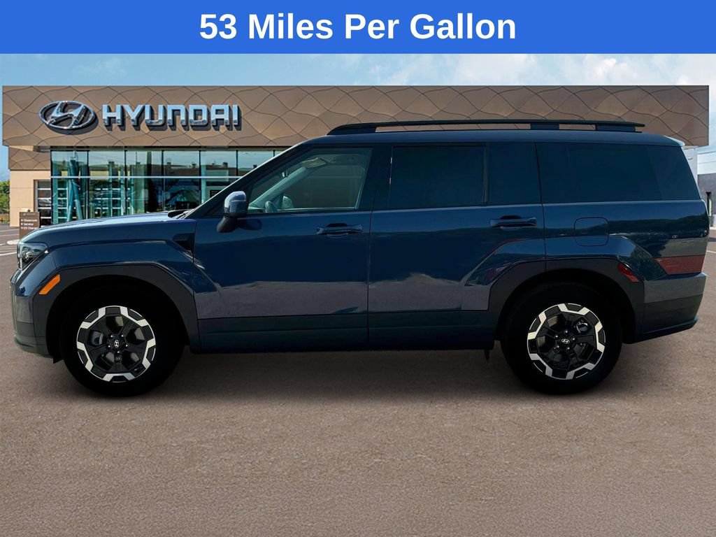 Used 2025 Hyundai Santa Fe SEL FWD image 3
