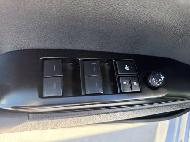 Used 2025 Toyota Camry LE FWD image 10