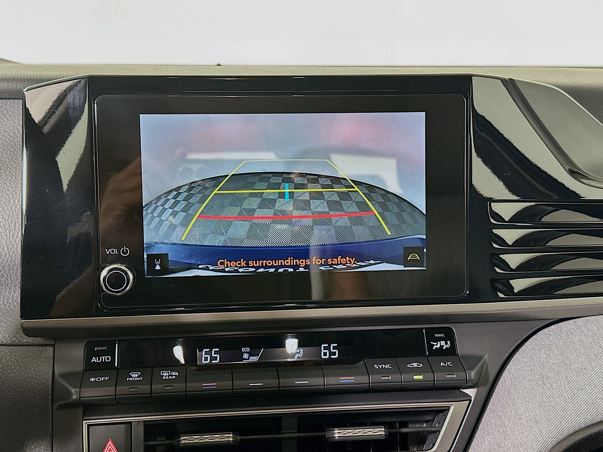 Used 2025 Toyota Camry LE image 25