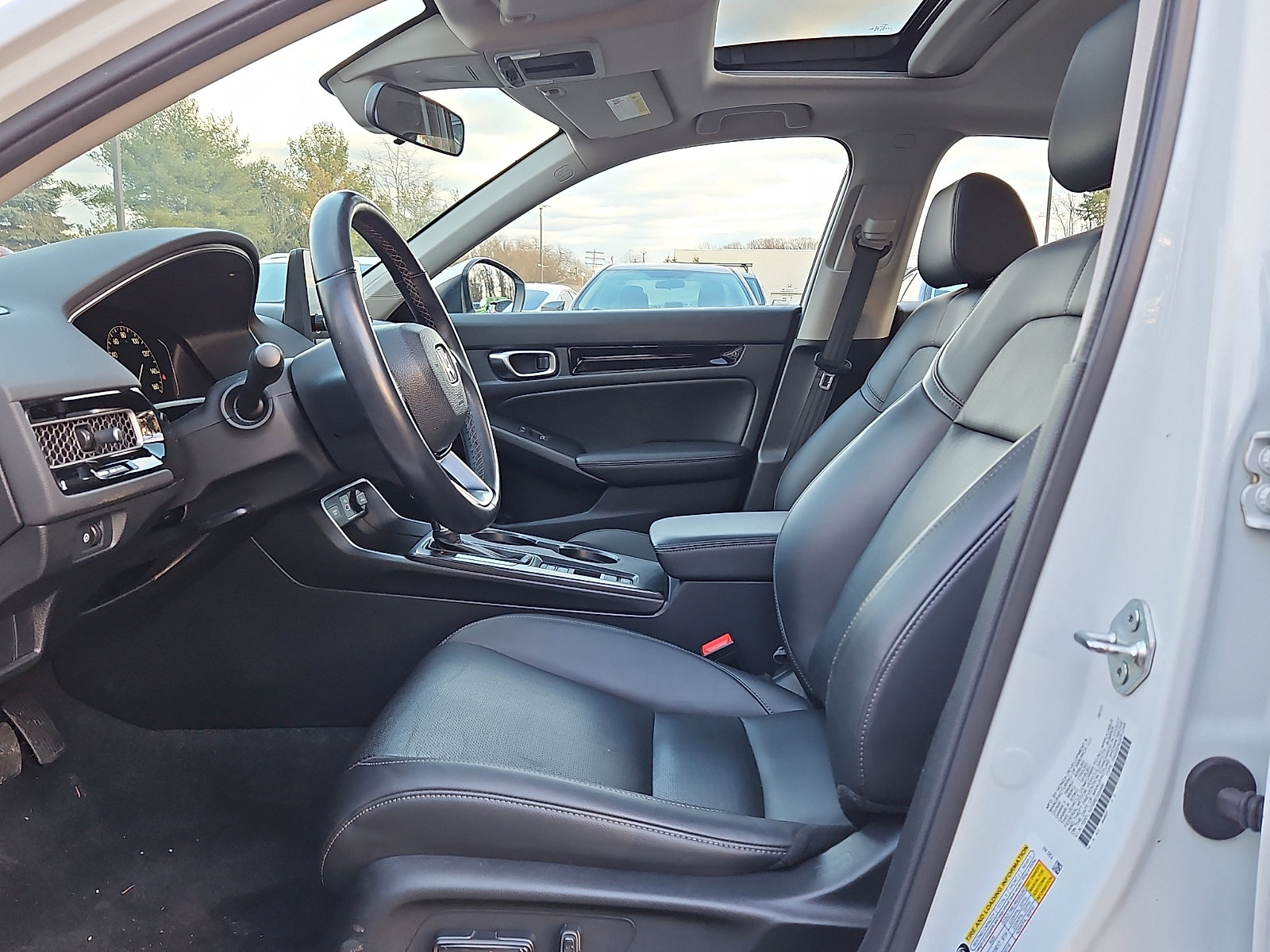 Used 2024 Honda Civic EX-L image 14