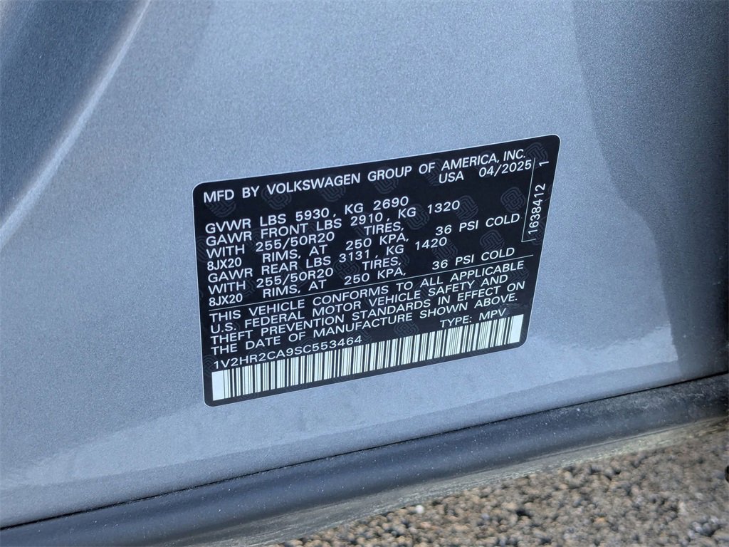 Used 2025 Volkswagen Atlas SE image 38