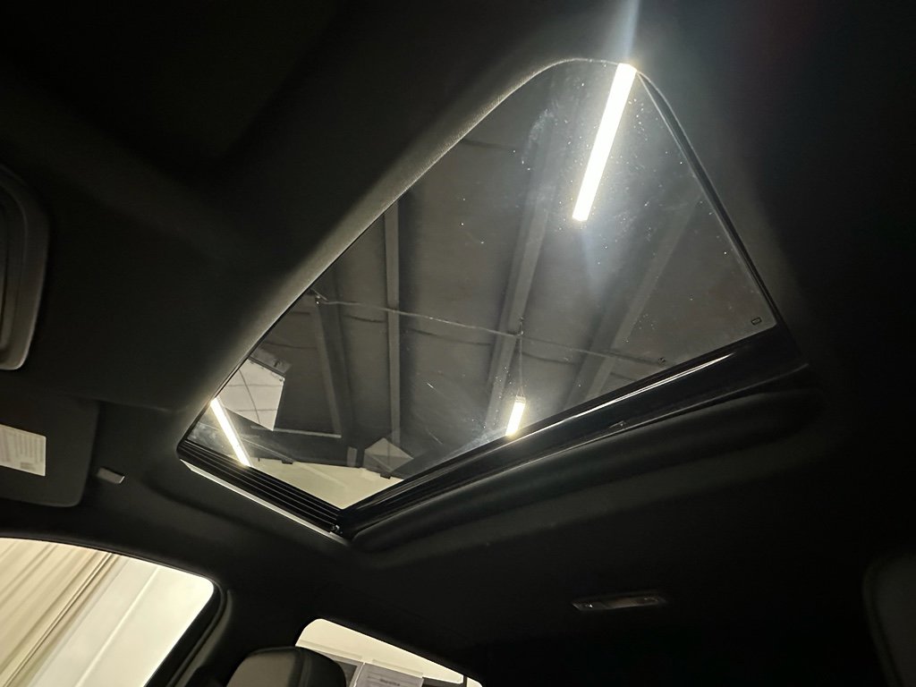 Certified 2024 Chevrolet Silverado 1500 High Country image 40