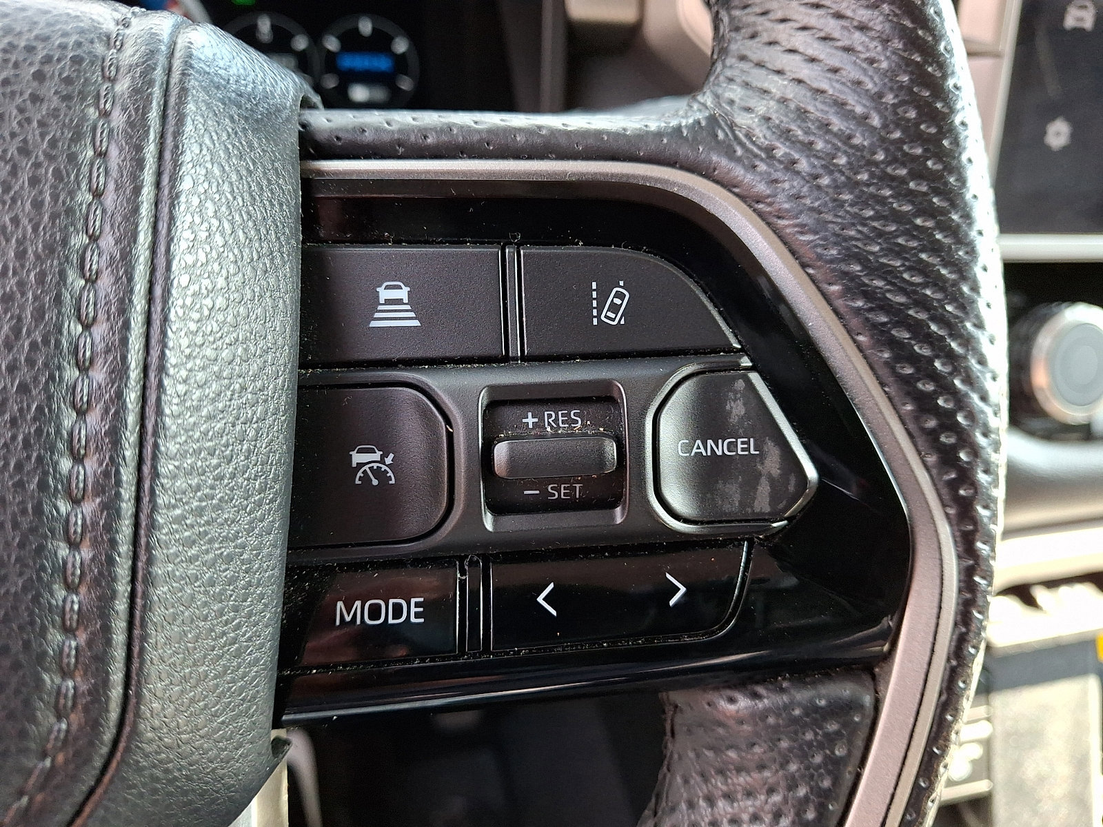 Used 2024 Toyota Tundra Limited image 23