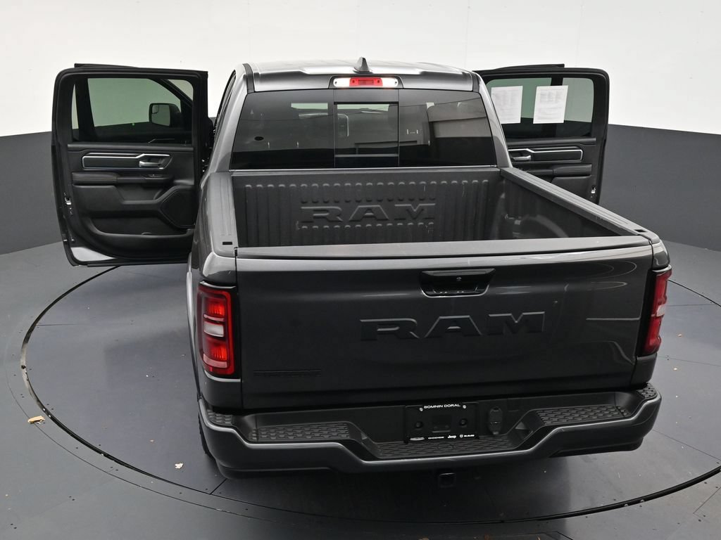 Used 2025 RAM 1500 Big Horn RWD image 29