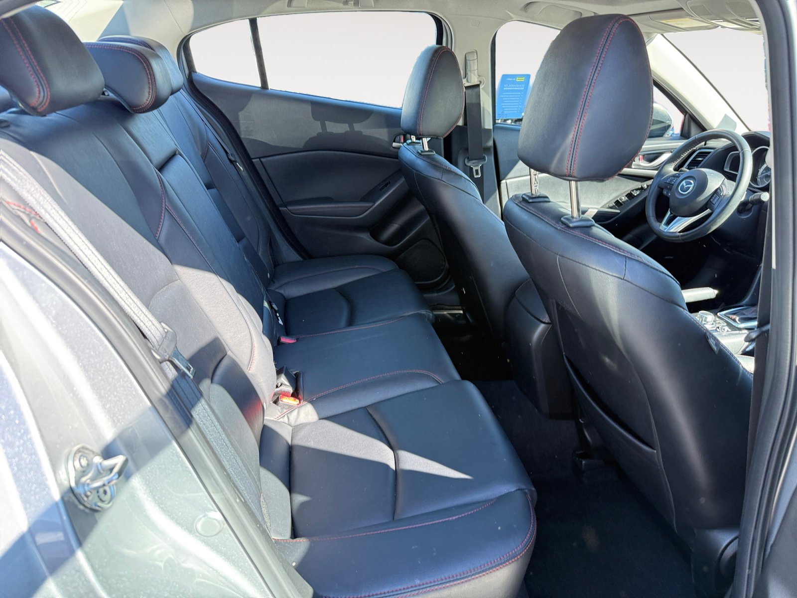 Used 2014 MAZDA MAZDA3 i Grand Touring image 18