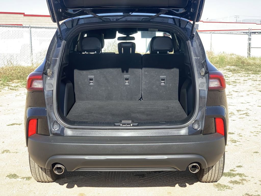Used 2025 Ford Escape ST-Line image 24