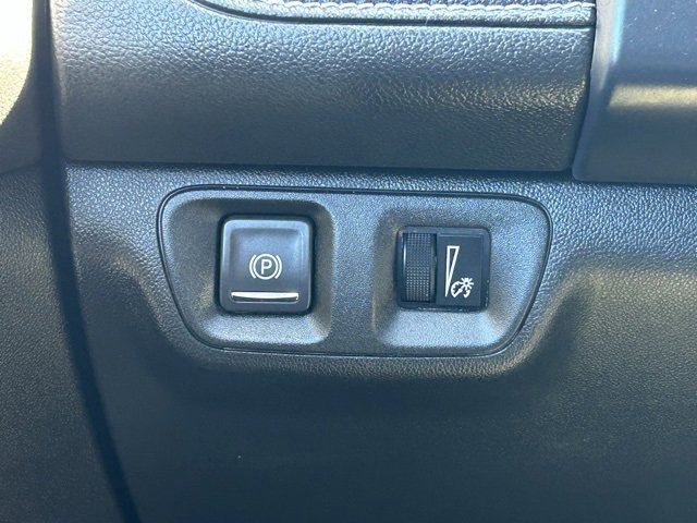 Used 2023 GMC Acadia SLT w/ Preferred Package image 21