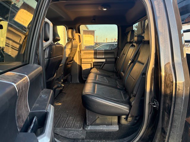 Used 2017 Ford F350 Lariat w/ Lariat Value Package AWD/4WD image 4