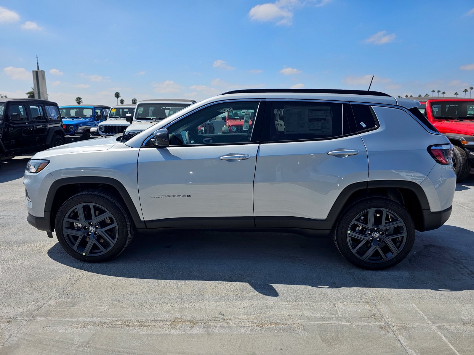 New 2026 Jeep Compass Latitude AWD/4WD image 5