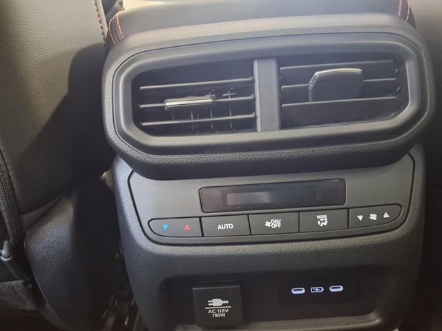 Used 2024 Honda Pilot TrailSport image 19