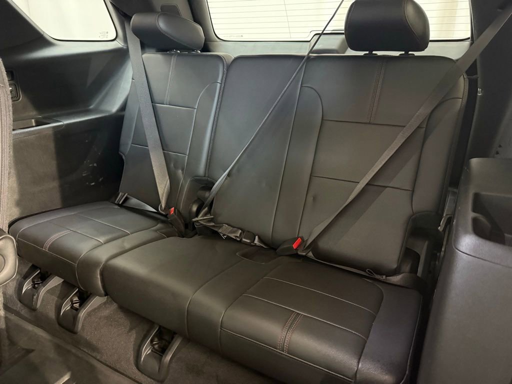 Used 2022 Chevrolet Traverse RS image 18