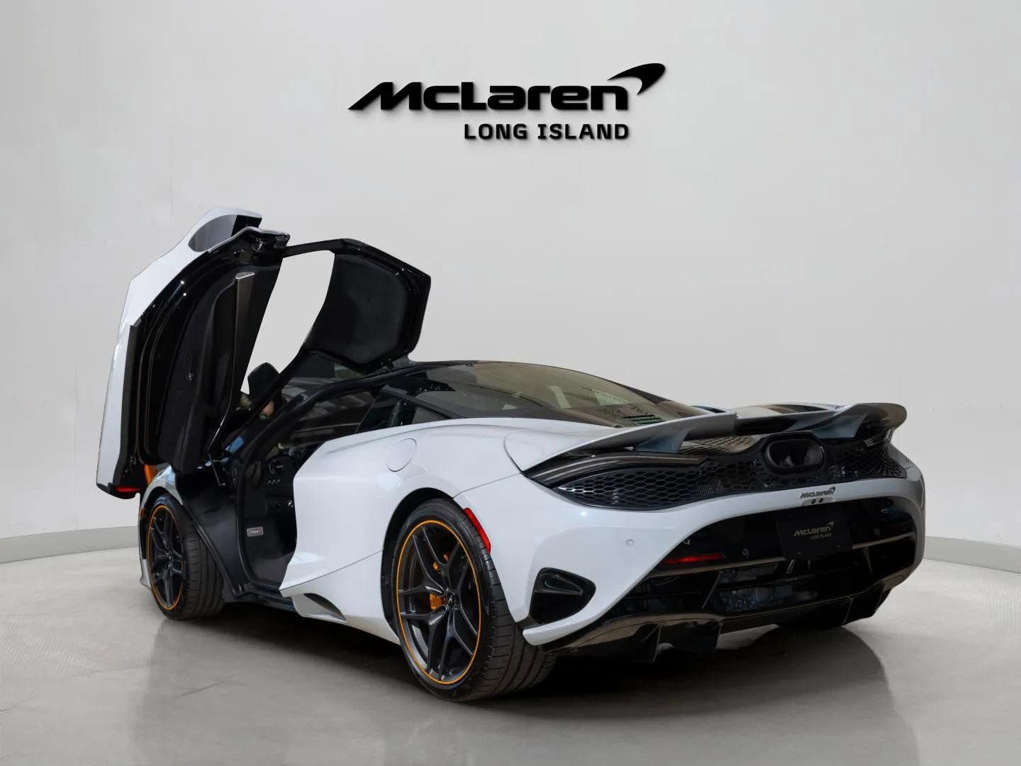 New 2026 McLaren 750S image 11