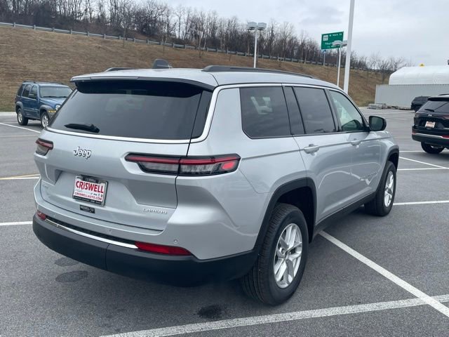 New 2025 Jeep Grand Cherokee L Laredo image 8