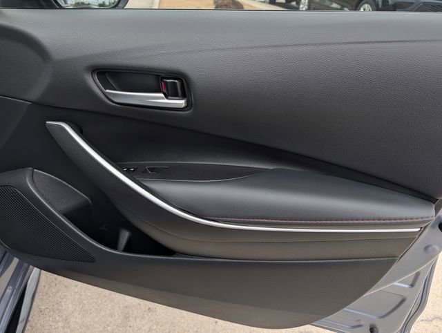 Used 2025 Toyota Corolla SE image 31