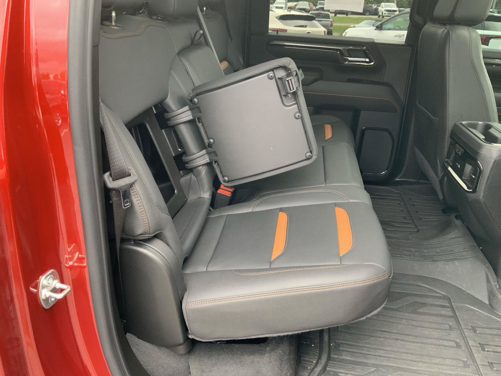 Used 2025 GMC Sierra 2500 AT4 w/ AT4 Premium Plus Package AWD/4WD image 68