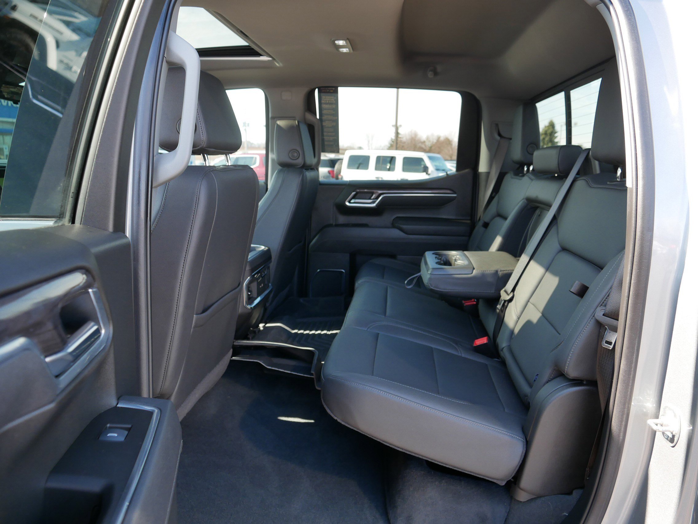 Certified 2025 Chevrolet Silverado 1500 LTZ image 35