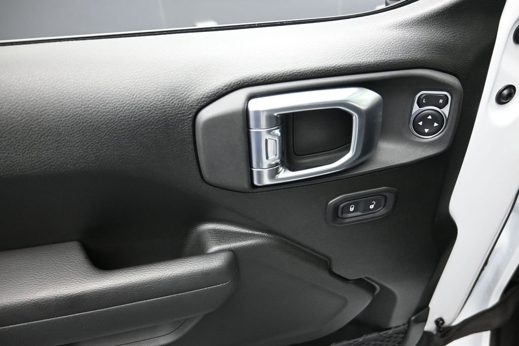 Used 2026 Jeep Wrangler Unlimited Sport AWD/4WD image 10