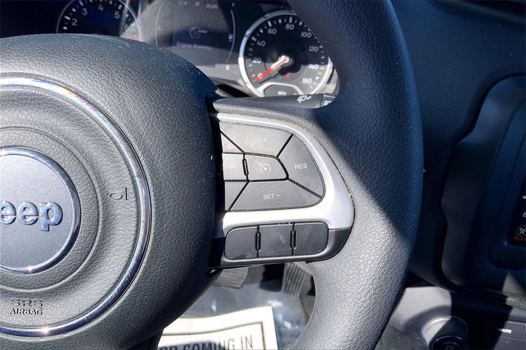 Used 2019 Jeep Renegade Sport image 13