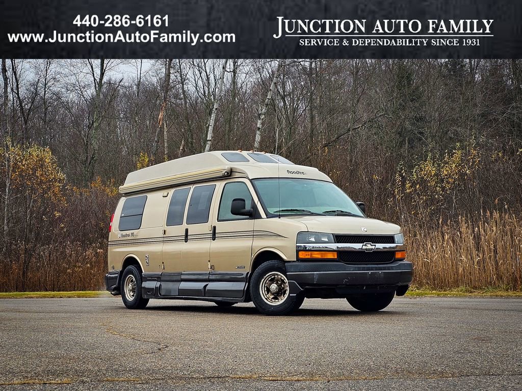 Used 2006 Chevrolet Express 3500 Extended w/ Power and Light Package image 1