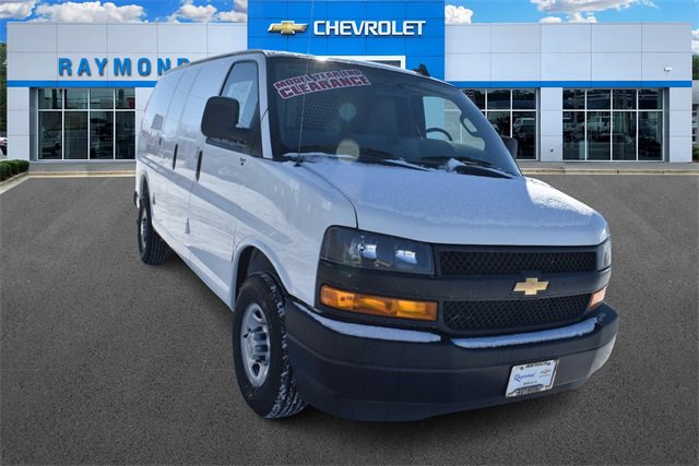New 2025 Chevrolet Express 2500 Work Van w/ Driver Convenience Package image 9