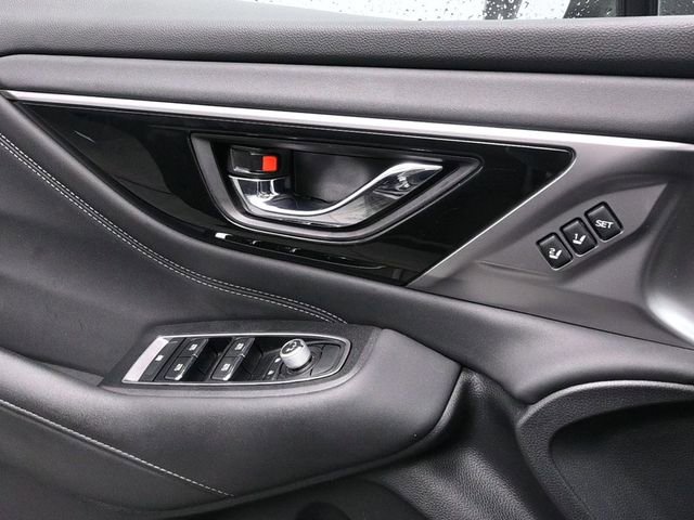 Used 2022 Subaru Outback Limited image 15