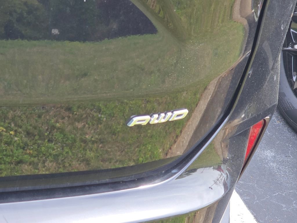 Used 2024 Ford Edge SEL image 7