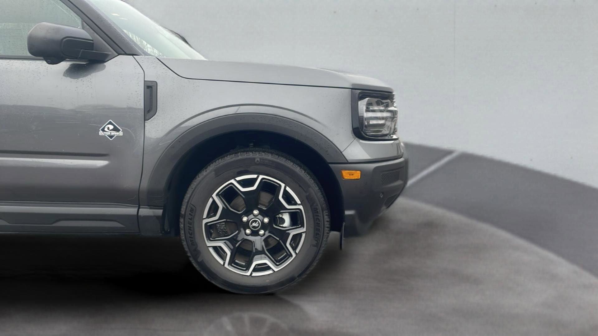 Certified 2025 Ford Bronco Sport Outer Banks w/ Outer Banks Tech Package+ AWD/4WD image 23
