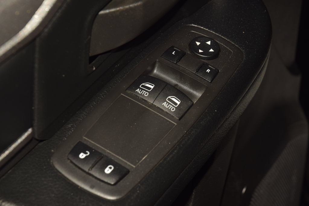 Used 2022 RAM 3500 Tradesman AWD/4WD image 37
