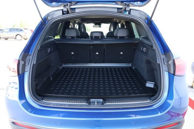 Certified 2025 Mercedes-Benz GLC 43 AMG 4MATIC image 27