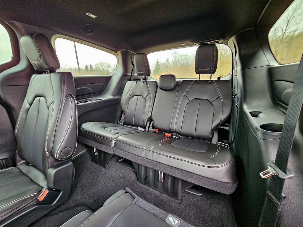 New 2026 Chrysler Pacifica Select image 34