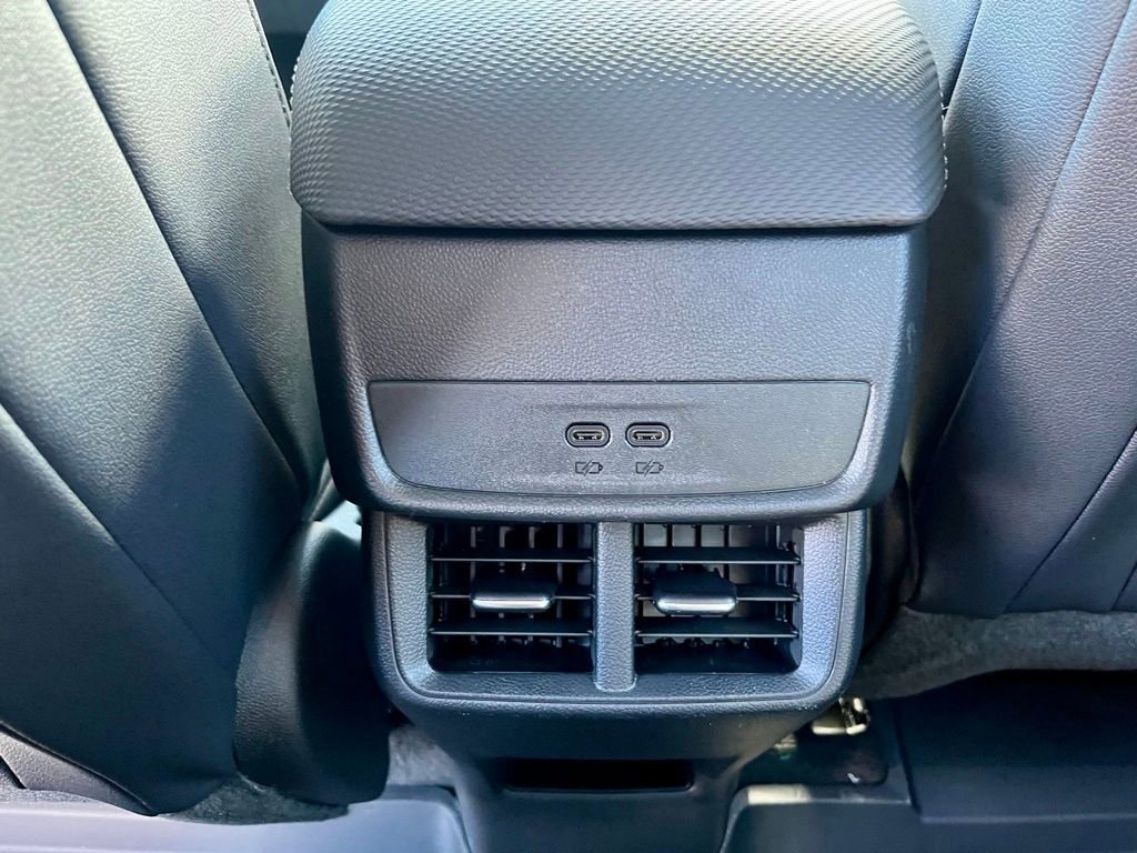 New 2026 Chevrolet Equinox LT w/ Convenience Package II AWD/4WD image 23