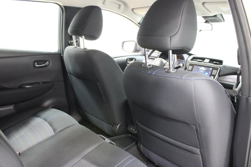 Used 2025 Nissan Leaf S FWD image 19