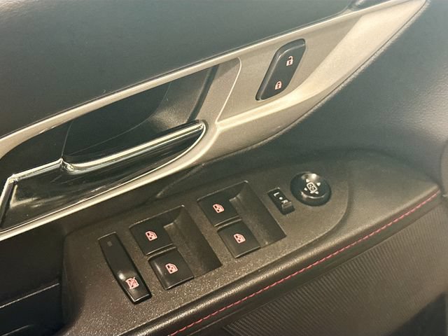 Used 2015 GMC Terrain SLT w/ Open Road Package AWD/4WD image 17