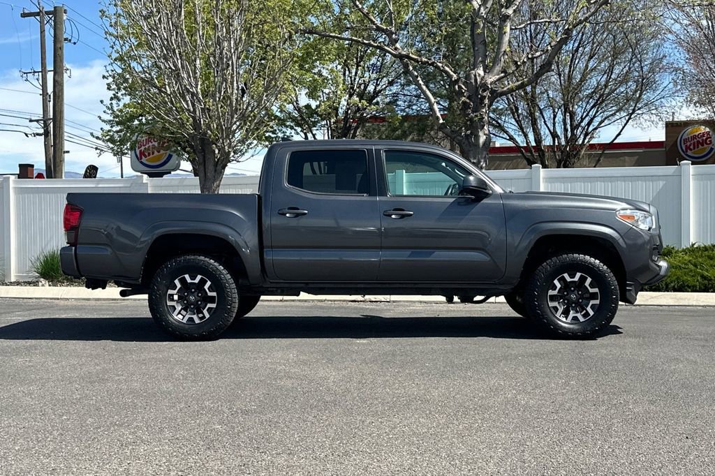 Used 2019 Toyota Tacoma SR w/ SR Convenience Package image 3